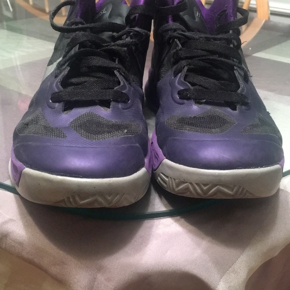 Nike Hyperfuse 2012 Basketball Sneakers 7Y/ 8.5W - Picture 7 of 8